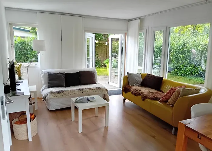 Knusse Met Binnen En Buitenzwembad Op Het Park Ferienhaus Ermelo